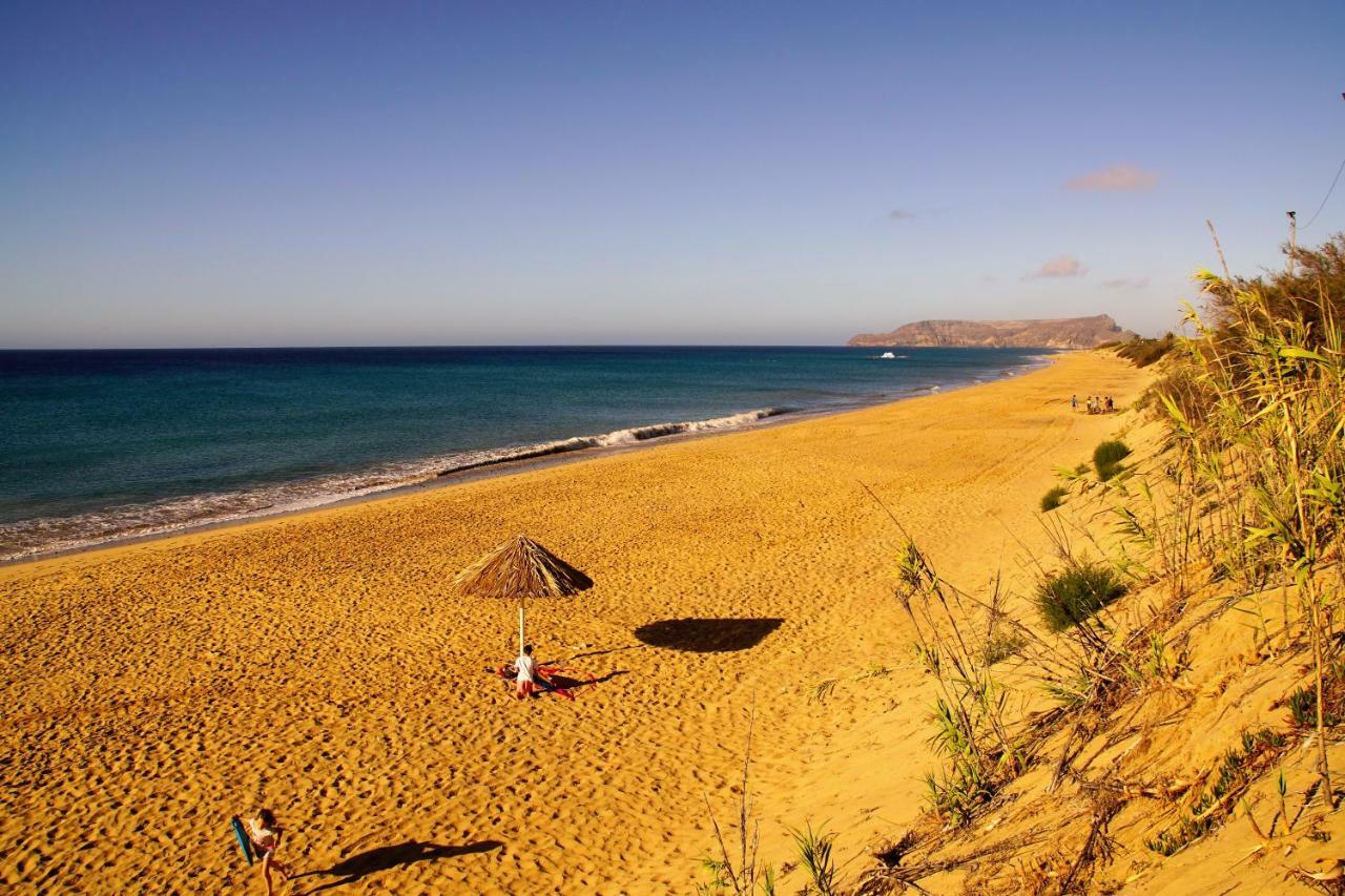 Porto Santo - Pedras Pretas Beach House Екстериор снимка